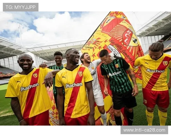 朗斯主帅塞奇:团队韧性是球队成功的基石 朗斯主帅塞奇:团队韧性是球队成功的基石